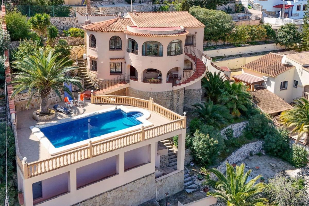 Propiedades en venta y alquiler en España photo 2