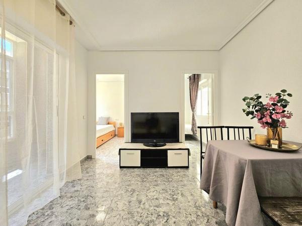 Продажа квартиры на Piso en Antonio Machado, Torrevieja, Торревьеха
thumbnail 2