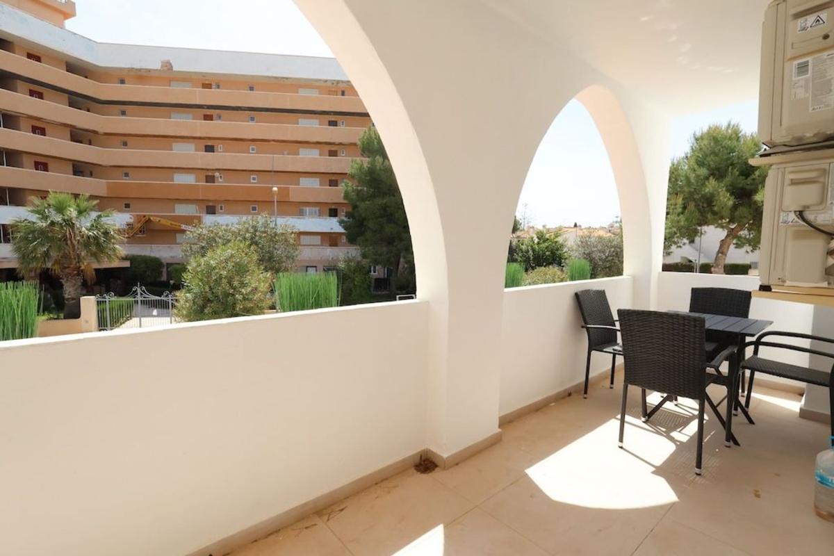Sale of townhouse in Chalet adosado en Avenida España s/n, La Zenia, Orihuela , Orihuela photo 1