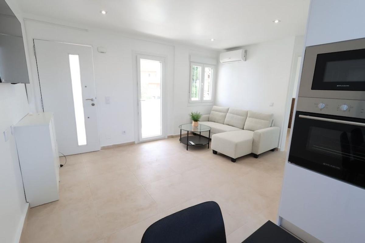 Sale of townhouse in Chalet adosado en Avenida España s/n, La Zenia, Orihuela , Orihuela photo 5