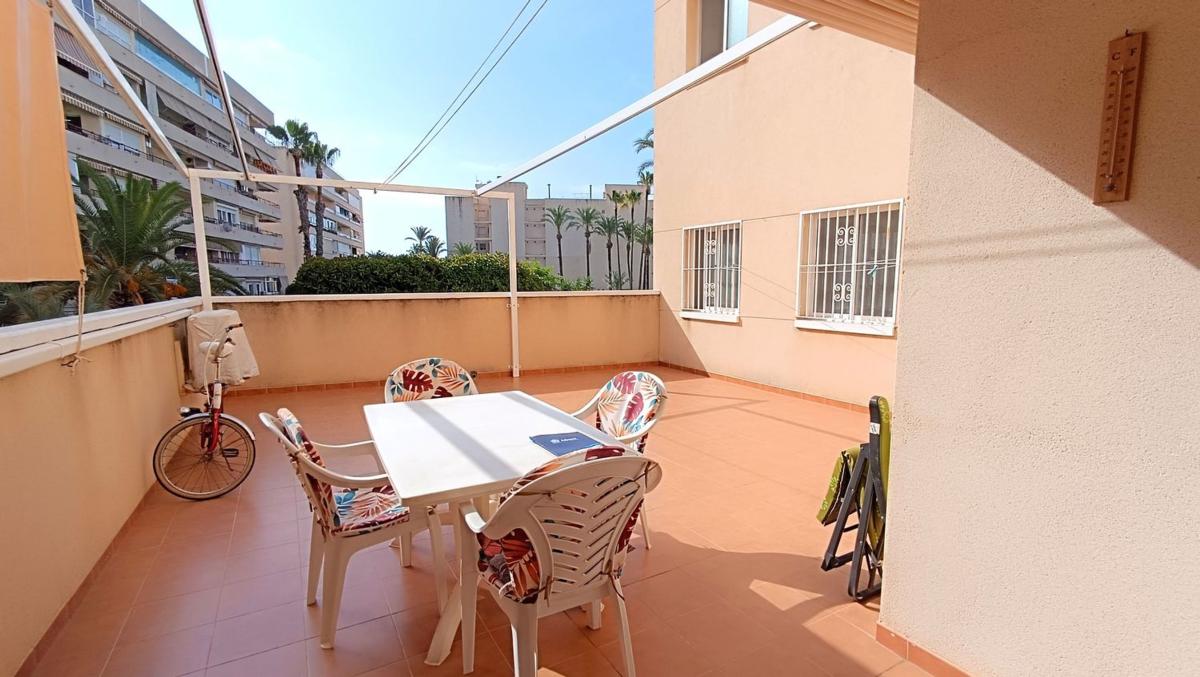 Sprzedaż mieszkania w Piso en Calle Estocolmo, Playa de los Locos, Torrevieja, Torrevieja
photo 4