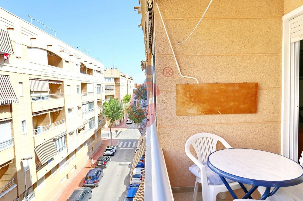 Venta de piso en Piso en Calle Nou d'Octubre, 7, Las Viñas, Guardamar del Segura, Guardamar del Segura
photo 2