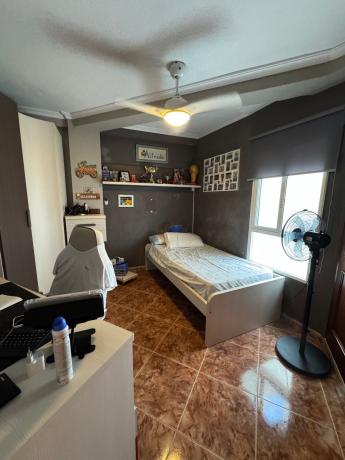 Venta de piso en Piso en Campoamor, Alicante / Alacant, Alicante / Alacant
 photo 2