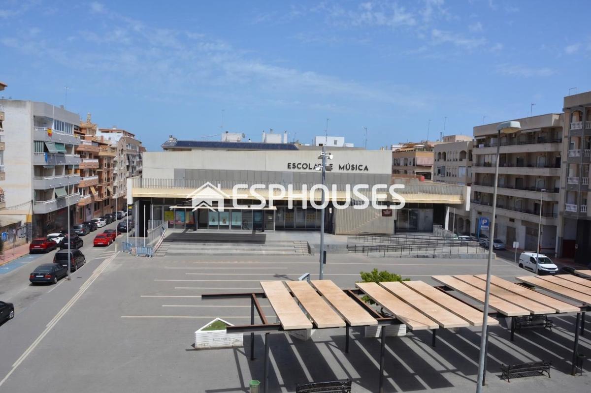 Venta de piso en Piso en Zona Pueblo, Guardamar del Segura, Guardamar del Segura
photo 1
