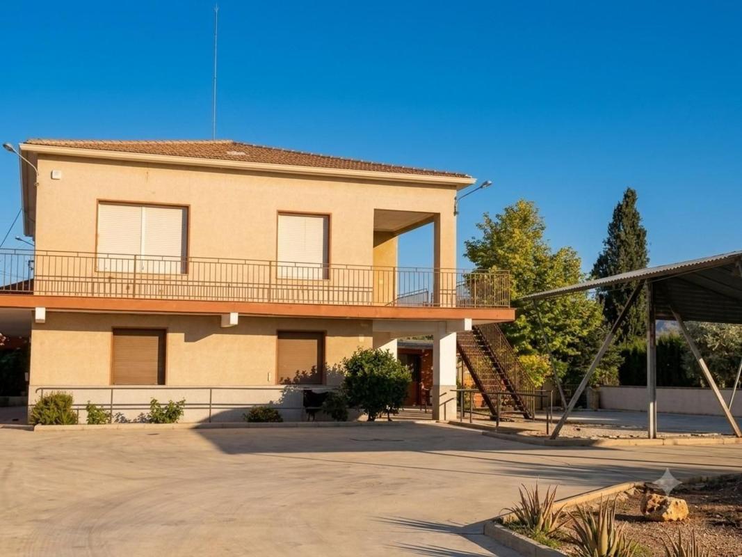 Propiedades en venta y alquiler en España photo 3