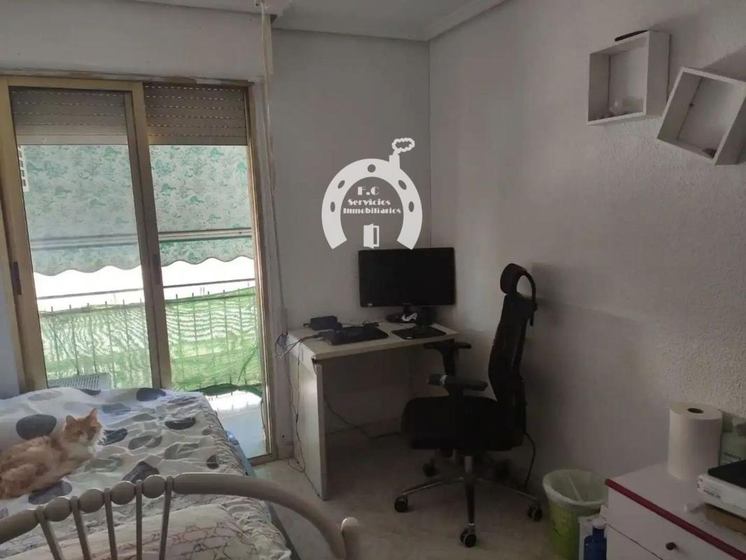 Venta de piso en Piso en Reina Victoria-Miguel Hernández, Elche / Elx, Elche / Elx
 photo 3