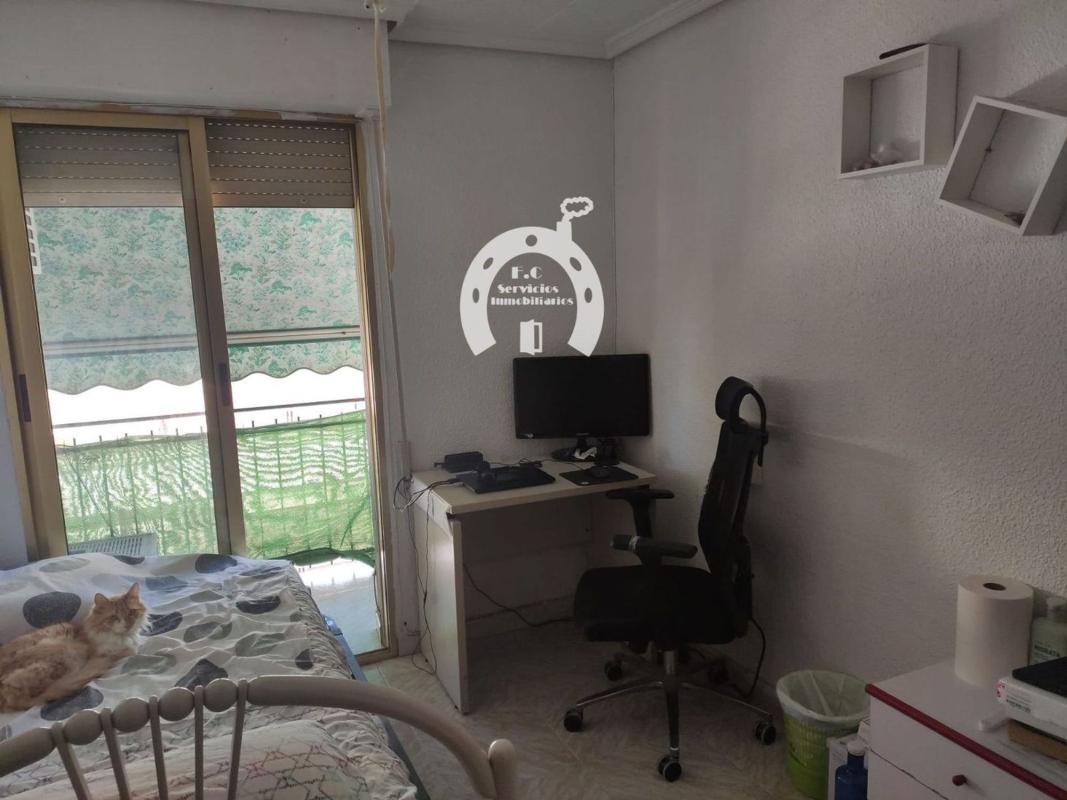 Venta de piso en Piso en Reina Victoria-Miguel Hernández, Elche / Elx, Elche / Elx
 photo 4