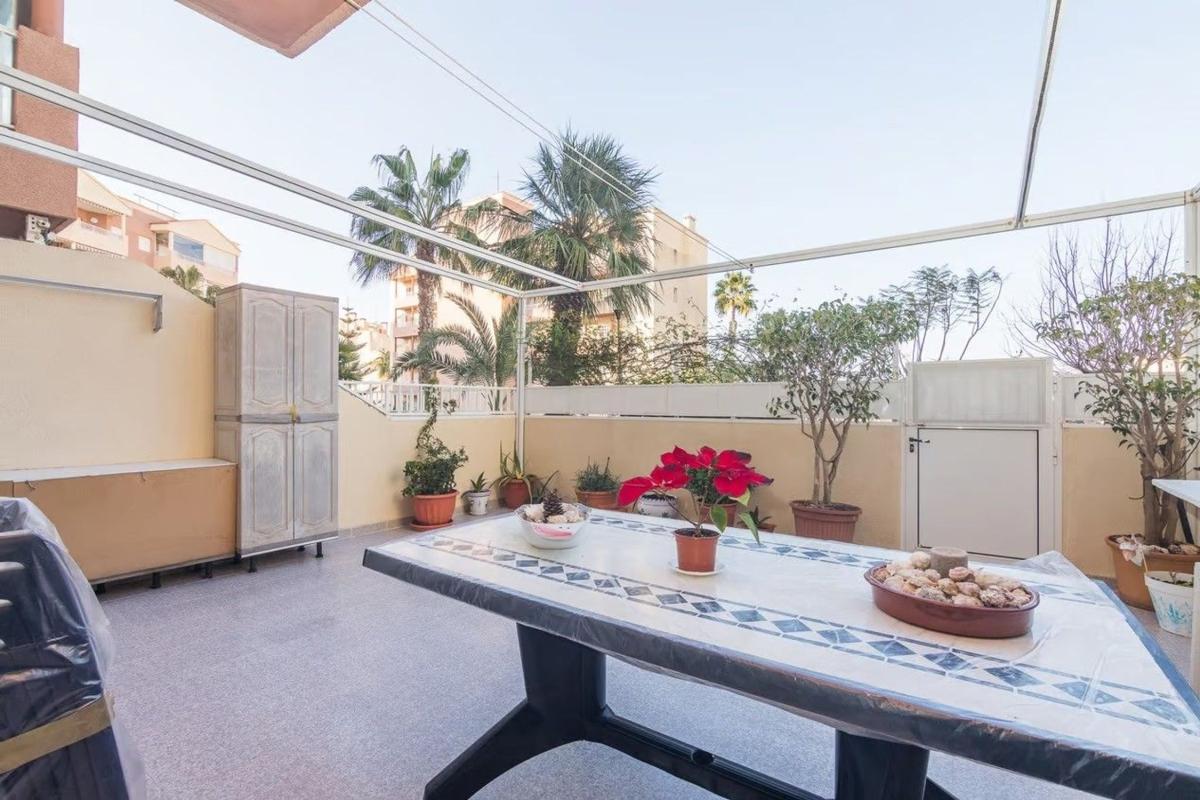 Sprzedaż mieszkania w Piso en Arenales del Sol, Elche / Elx, Elche / Elx
photo 3