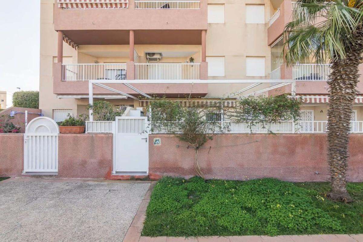 Sprzedaż mieszkania w Piso en Arenales del Sol, Elche / Elx, Elche / Elx
photo 5