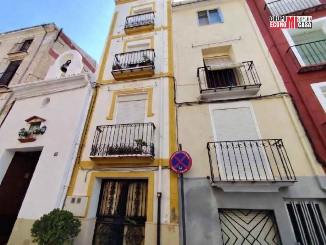 Propiedades en venta y alquiler en España photo 1