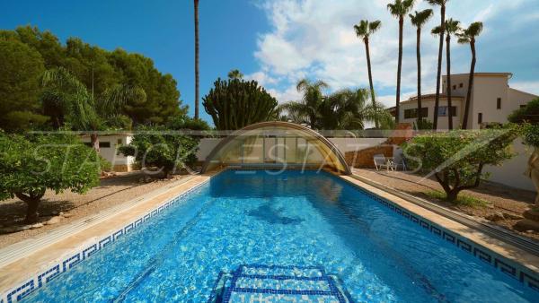Chalet independiente en venta en Casa o chalet en Els Poblets, Els Poblets
thumbnail 1