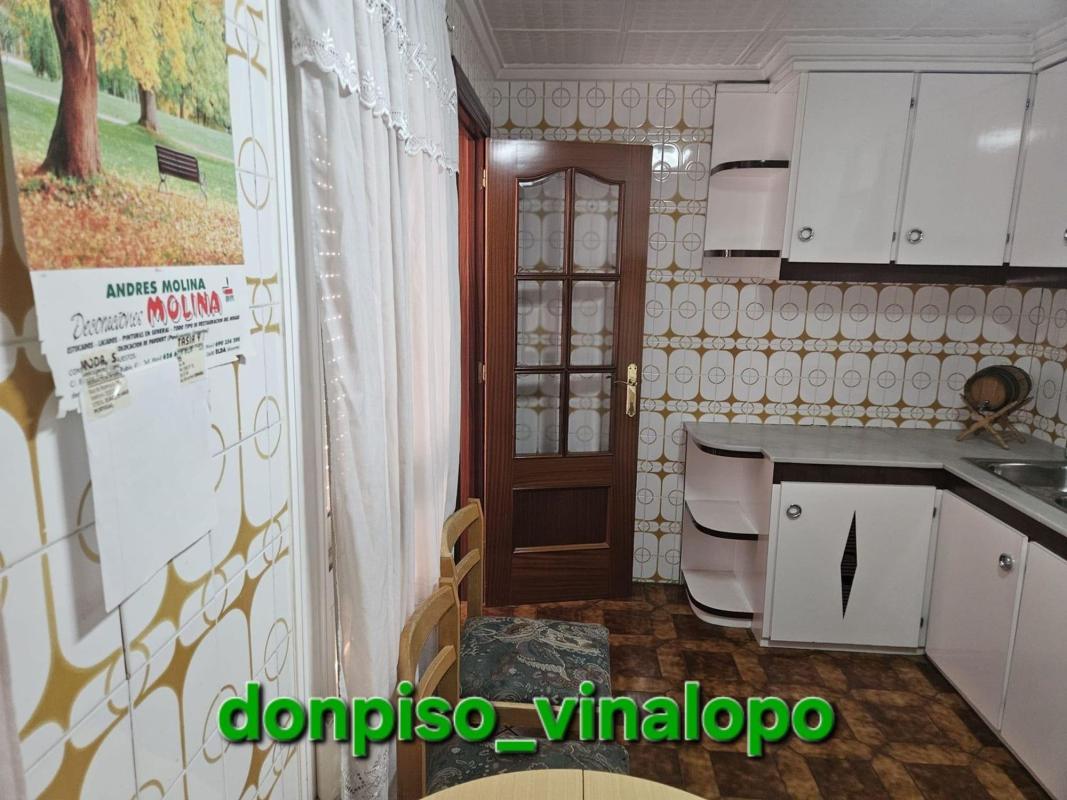 Venta de piso en Piso en Plaza de Toros - Avenida Chapí - Trinquete, Elda, Elda
 photo 5