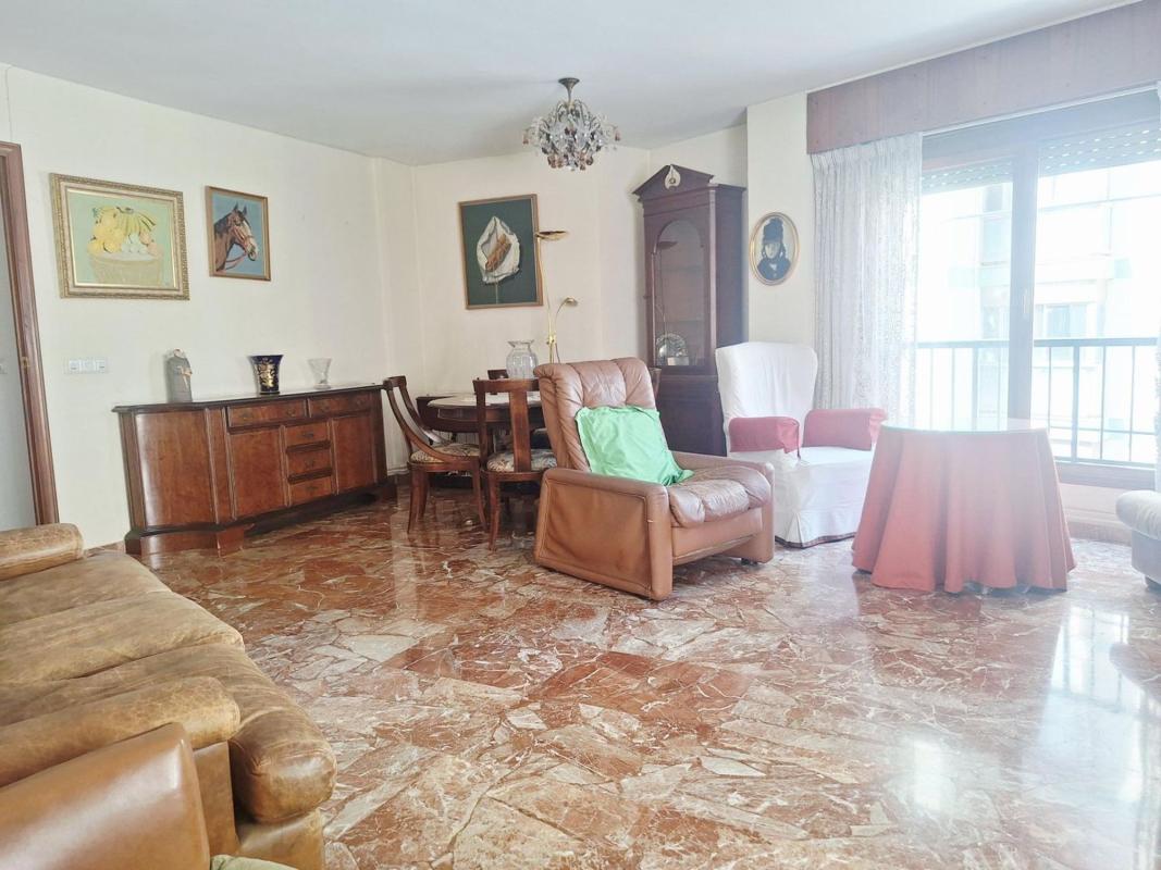Venta de piso en Piso en Avenida Maisonnave, Ensanche-Diputación, Alicante / Alacant, Alicante / Alacant
photo 5
