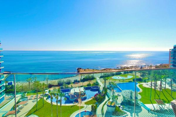 Sale of flat in Piso en Calle Mar Llana, 2, Punta Prima, Torrevieja, Torrevieja
thumbnail 1