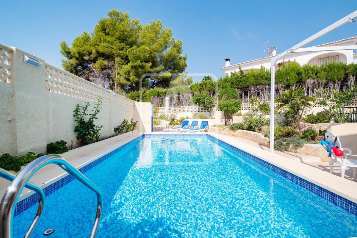 Sprzedaż niezależnego domku jednorodzinnego w Casa o chalet en Cometa-Carrió, Calpe, Kalpe photo 3