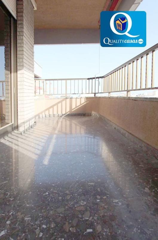 Продажа квартиры на Piso en Ensanche-Diputación, Alicante / Alacant, Аликанте / Алакант
photo 3