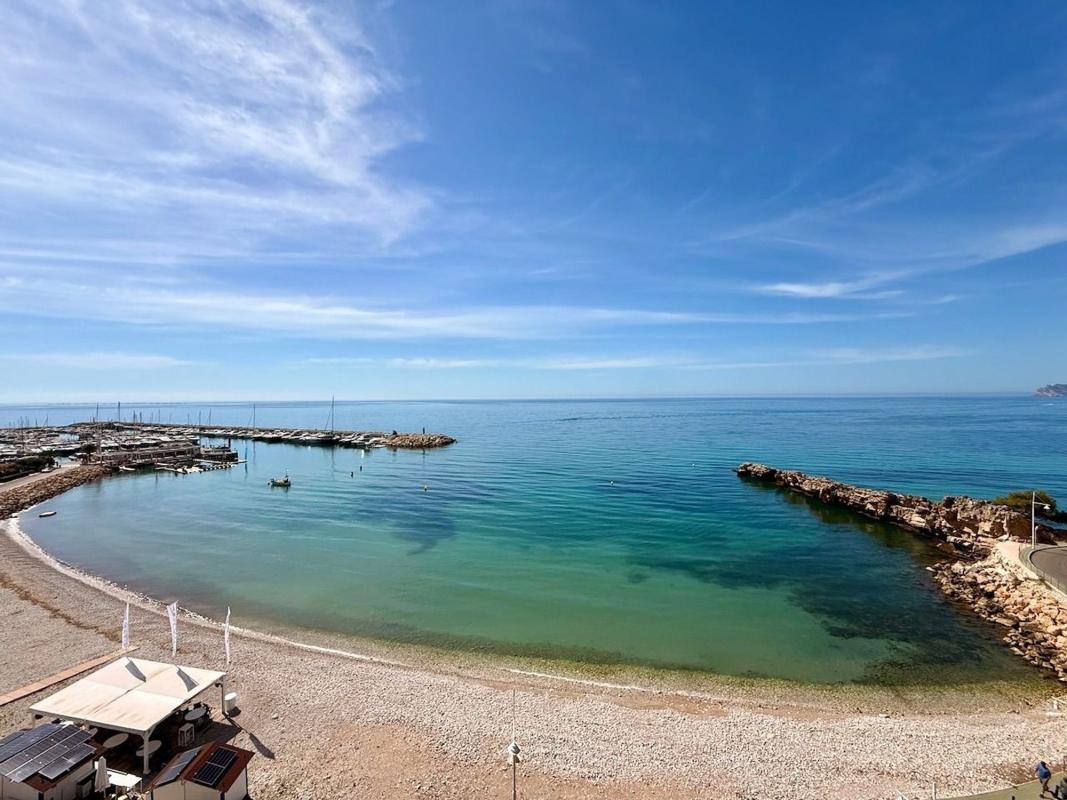 Продажа квартиры на Piso en Calle Currica, Zona de Mascarat, Altea, Алтея
photo 1