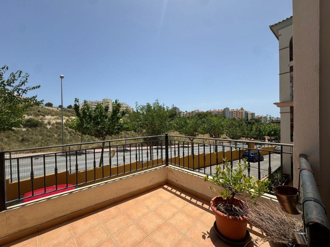 Продажа квартиры на Piso en Calle del Ressol, 11, Bonalba-Cotoveta, Mutxamel, Мутхамель
 photo 2