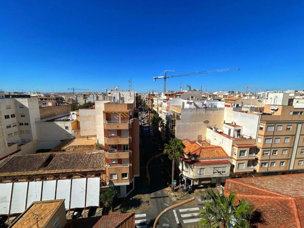 Sprzedaż mieszkania w Piso en Calle Caballero de Rodas, Centro - Muelle Pesquero, Torrevieja, Torrevieja
 photo 3