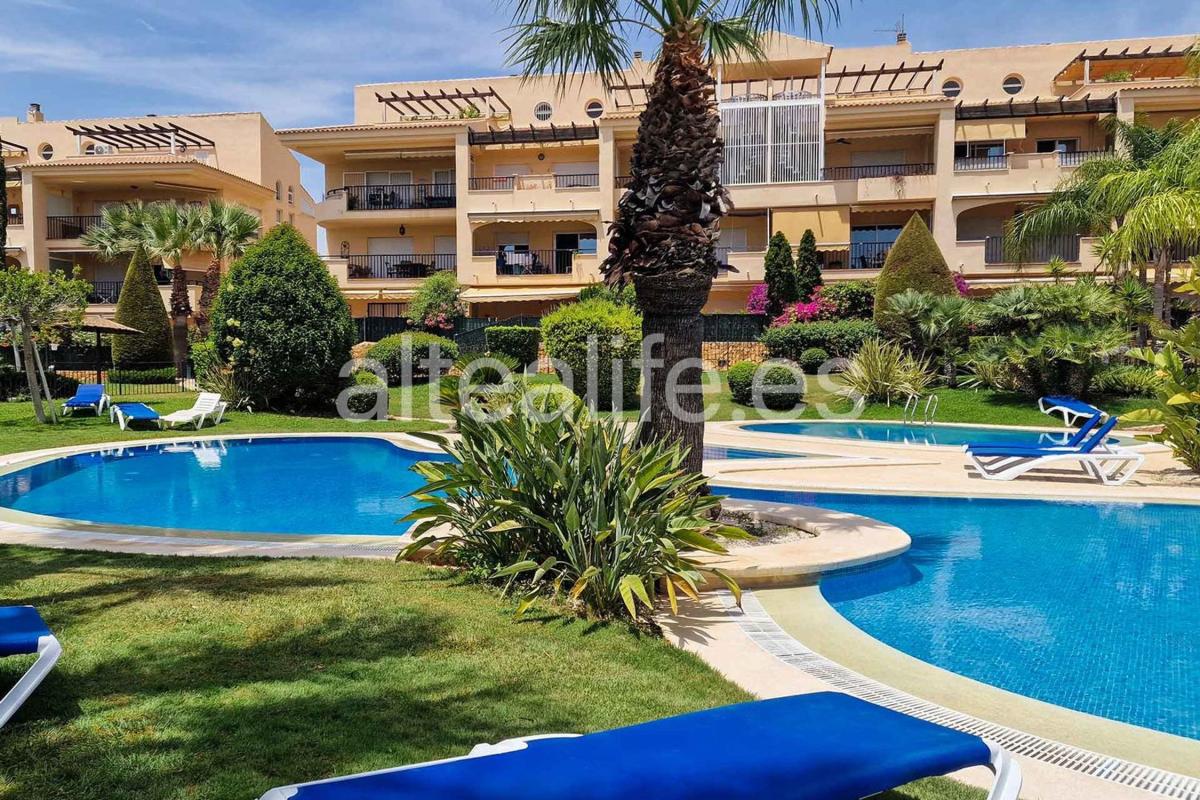 Продажа квартиры на Piso en Calle Isla de Altea, Zona de Mascarat, Altea, Алтея
photo 3