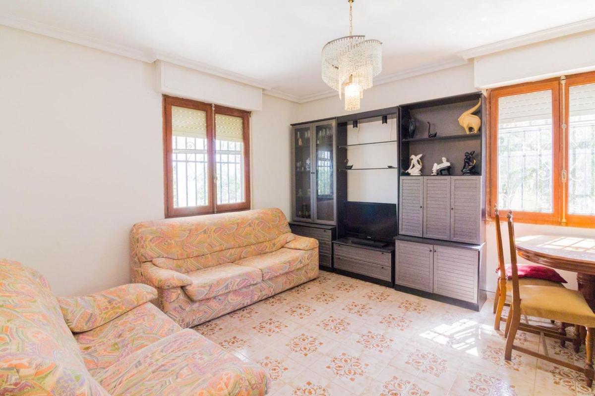 Недвижимость на продажу и в аренду в Испании photo 3