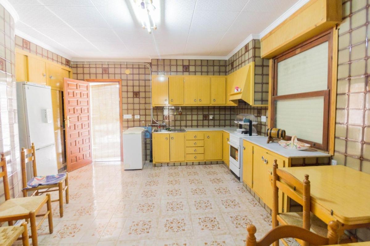 Недвижимость на продажу и в аренду в Испании photo 5