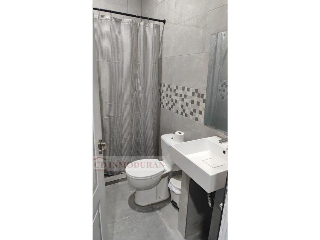 Building Residential of 310m2 for sale in Alicante photo 5