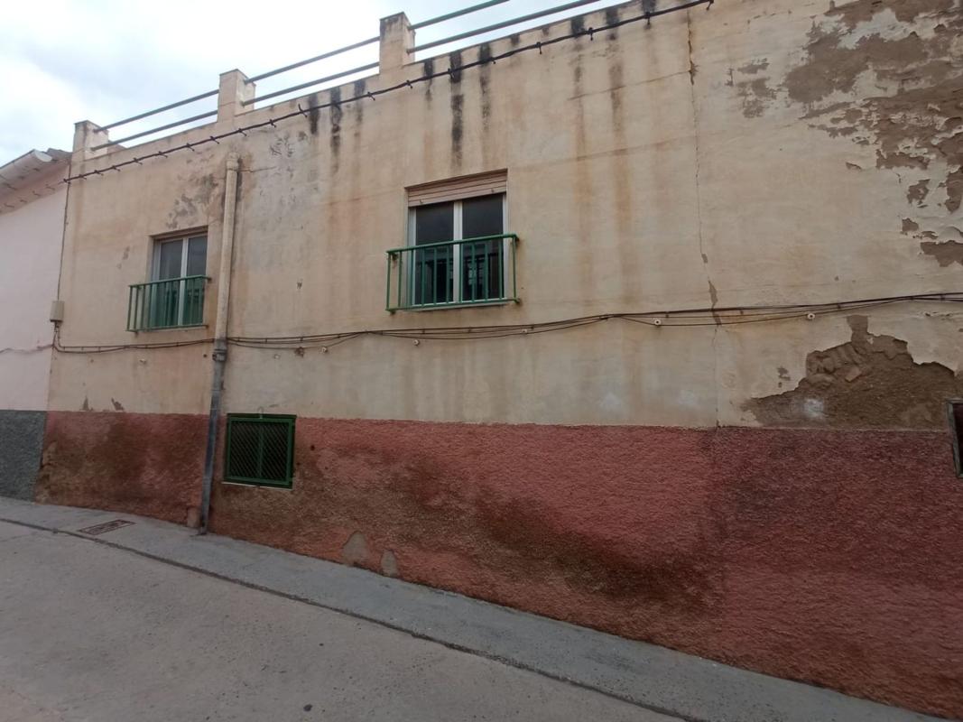 Edificio Residencial de 244m2 en venta en Jijona / Xixona photo 3