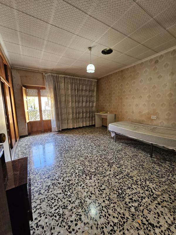 Edificio Residencial de 250m2 en venta en Elda photo 4