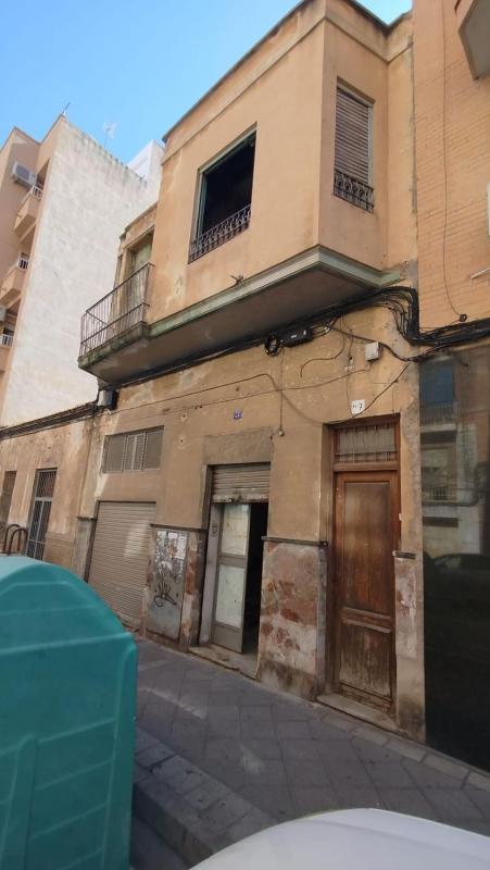 Edificio Residencial de 366m2 en venta en Elche / Elx photo 2