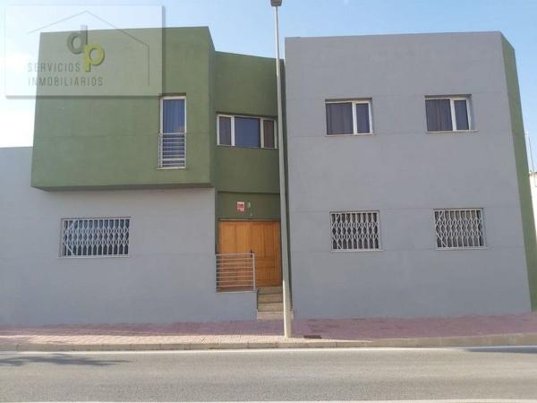 Edificio de uso mixto en Avenida Barbarroja s/n, Hondón de los Frailes photo 1