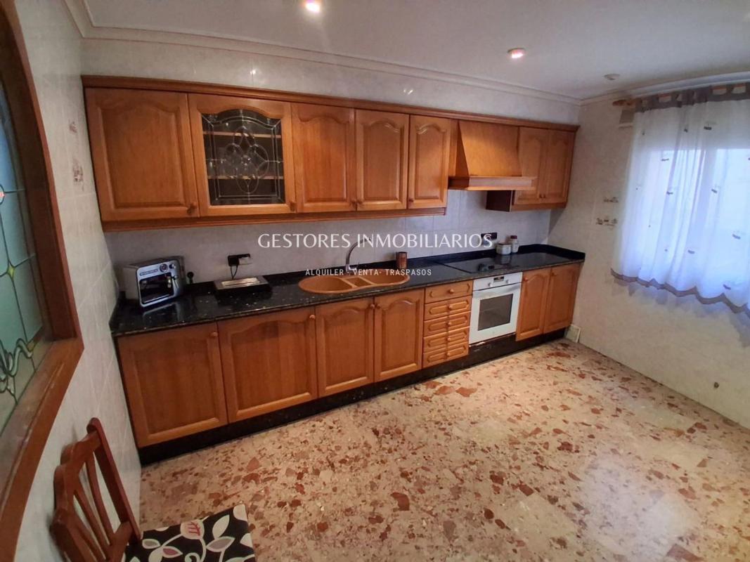 Здание Жилой площадью 600м2 на продажу в Косентайна photo 1