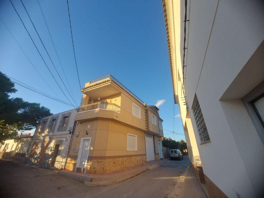 Building Residential of 117m2 for sale in Orihuela photo 2