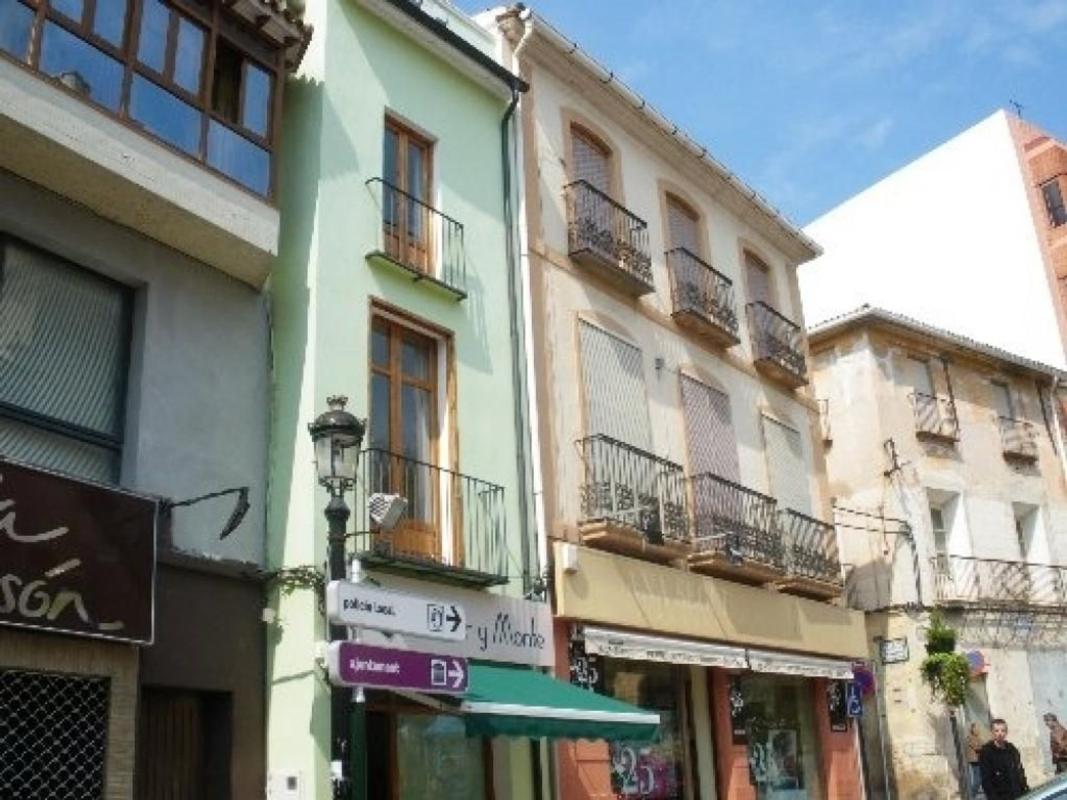 Budynek Mieszkalny o powierzchni 120m2 na sprzedaż w Dénia photo 2