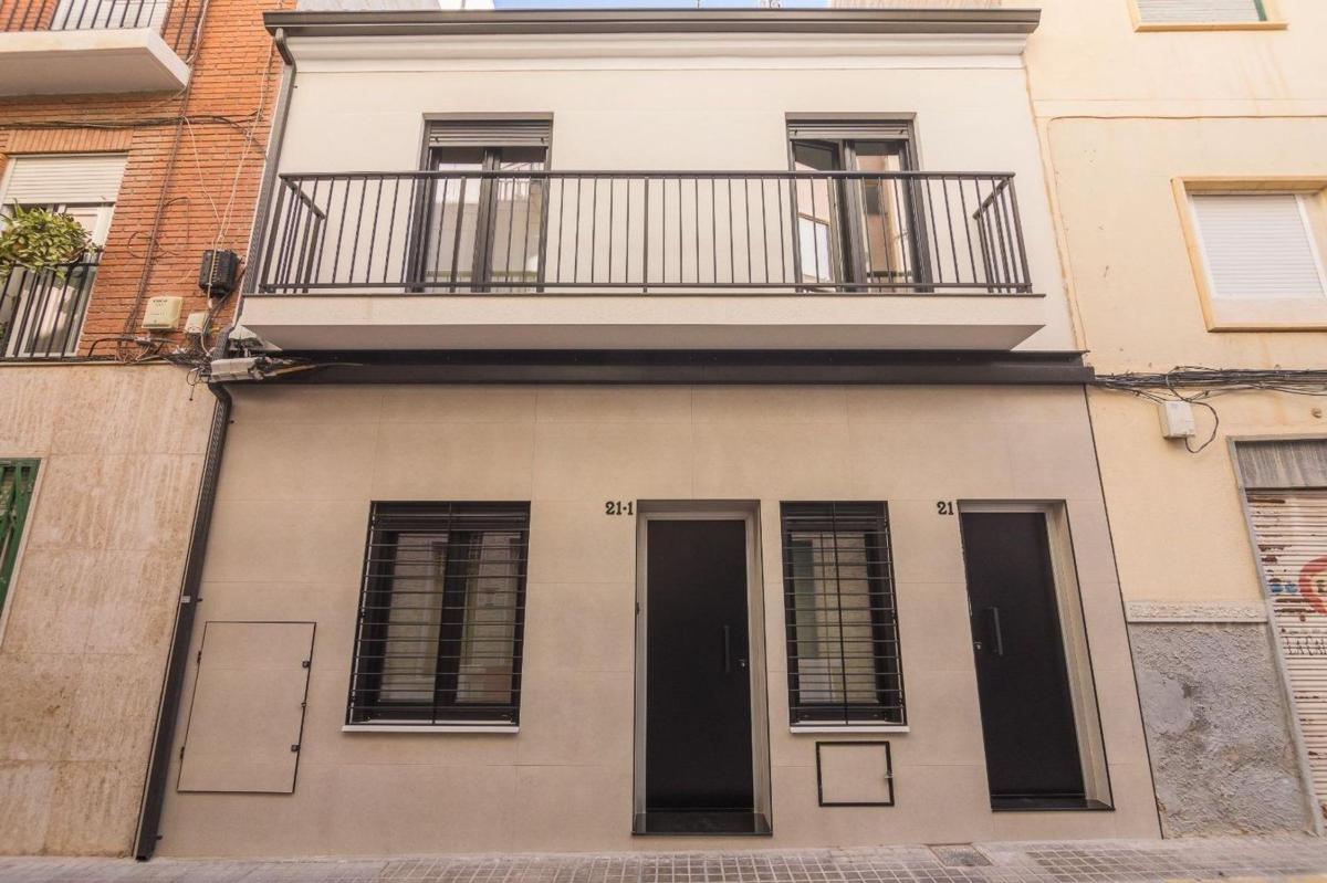 Edificio Residencial de 110m2 en venta en Elche / Elx photo 1