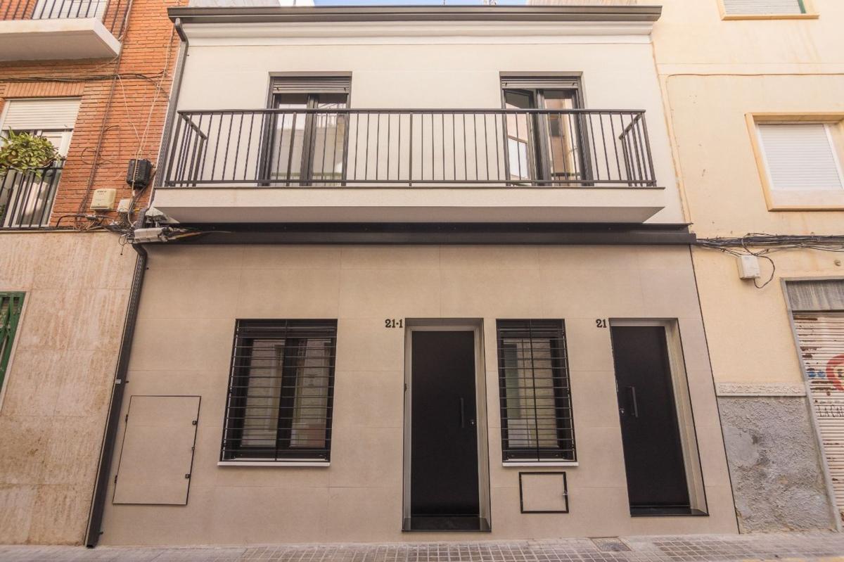 Edificio Residencial de 110m2 en venta en Elche / Elx photo 1
