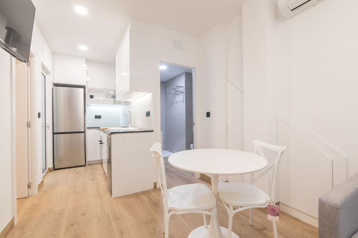 Edificio Residencial de 110m2 en venta en Elche / Elx photo 2