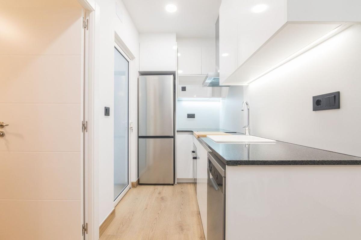 Edificio Residencial de 110m2 en venta en Elche / Elx photo 5