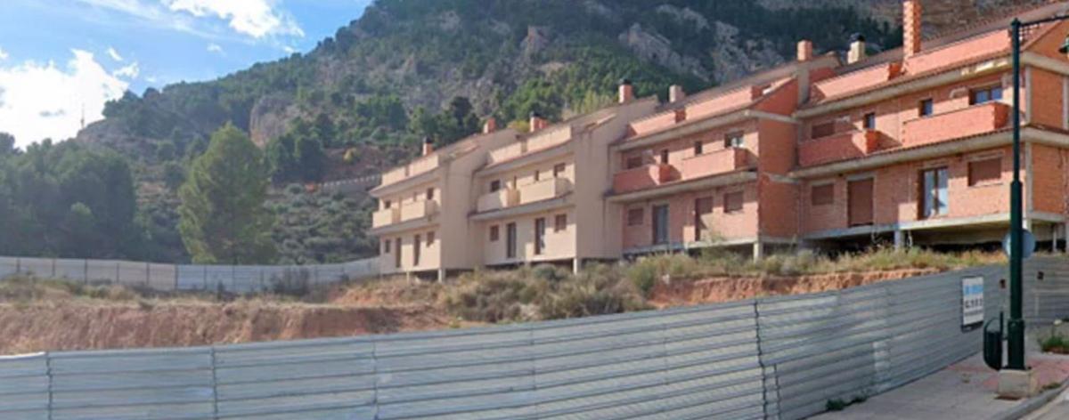 Edificio Residencial de 3252m2 en venta en Alcoy / Alcoi photo 3