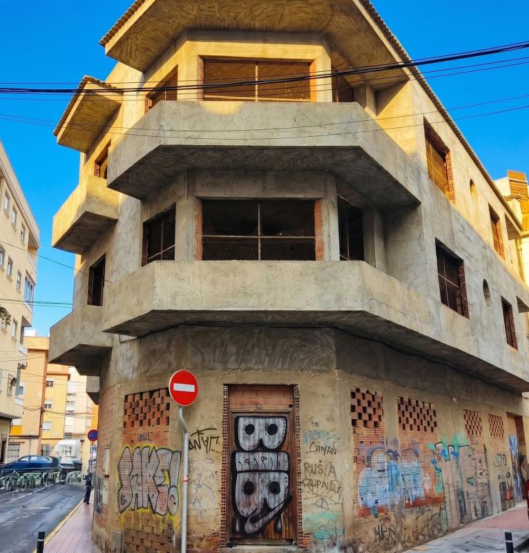 Edificio Residencial de 258m2 en venta en Torrevieja photo 1