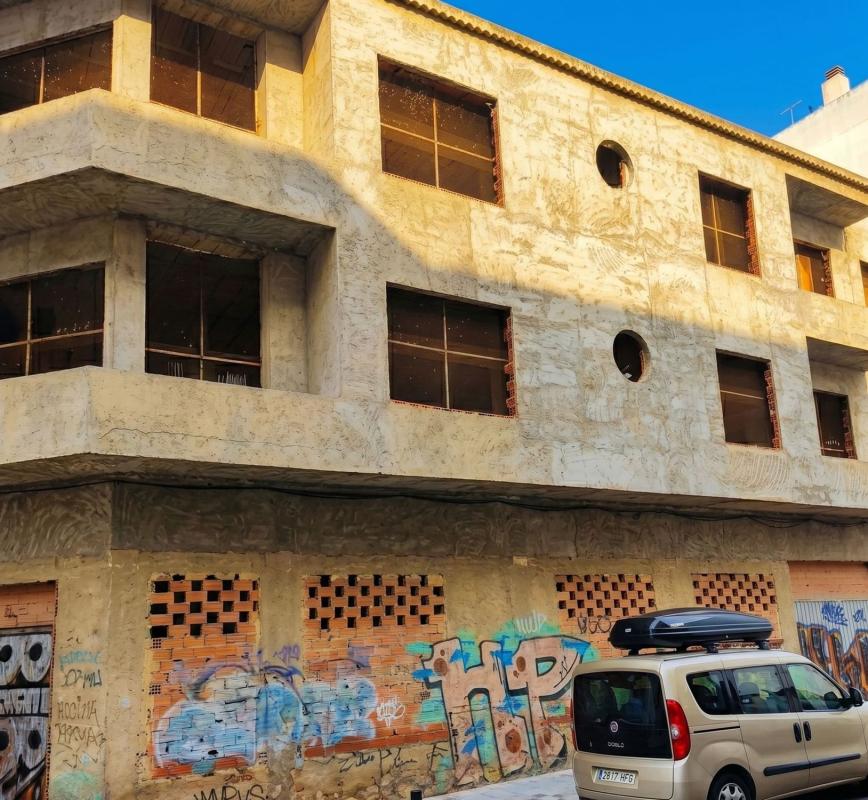Edificio Residencial de 258m2 en venta en Torrevieja photo 3