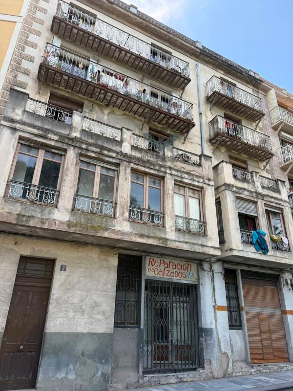 Edificio Residencial de 897m2 en venta en Alcoy / Alcoi photo 1
