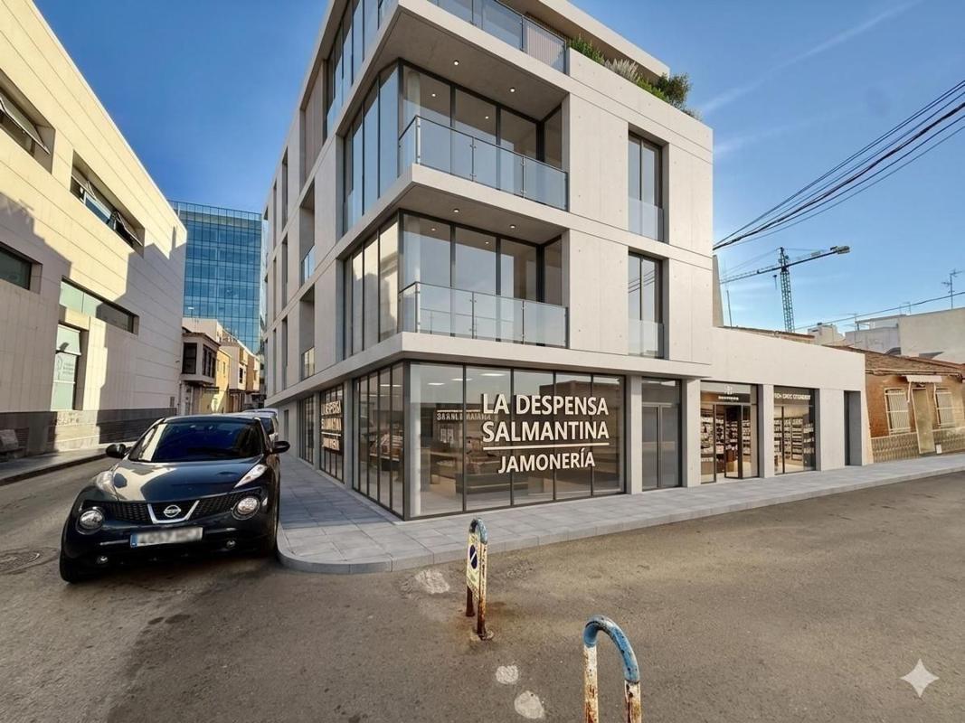 Edificio Residencial de 206m2 en venta en Torrevieja photo 1