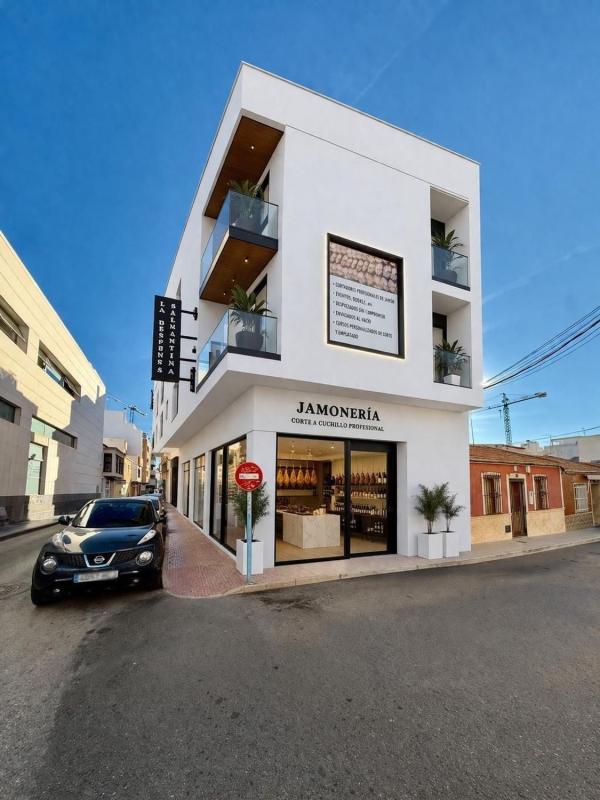 Edificio Residencial de 206m2 en venta en Torrevieja photo 3