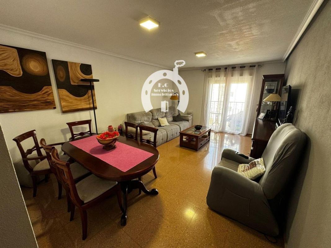Edificio Residencial de 460m2 en venta en Elche / Elx photo 3