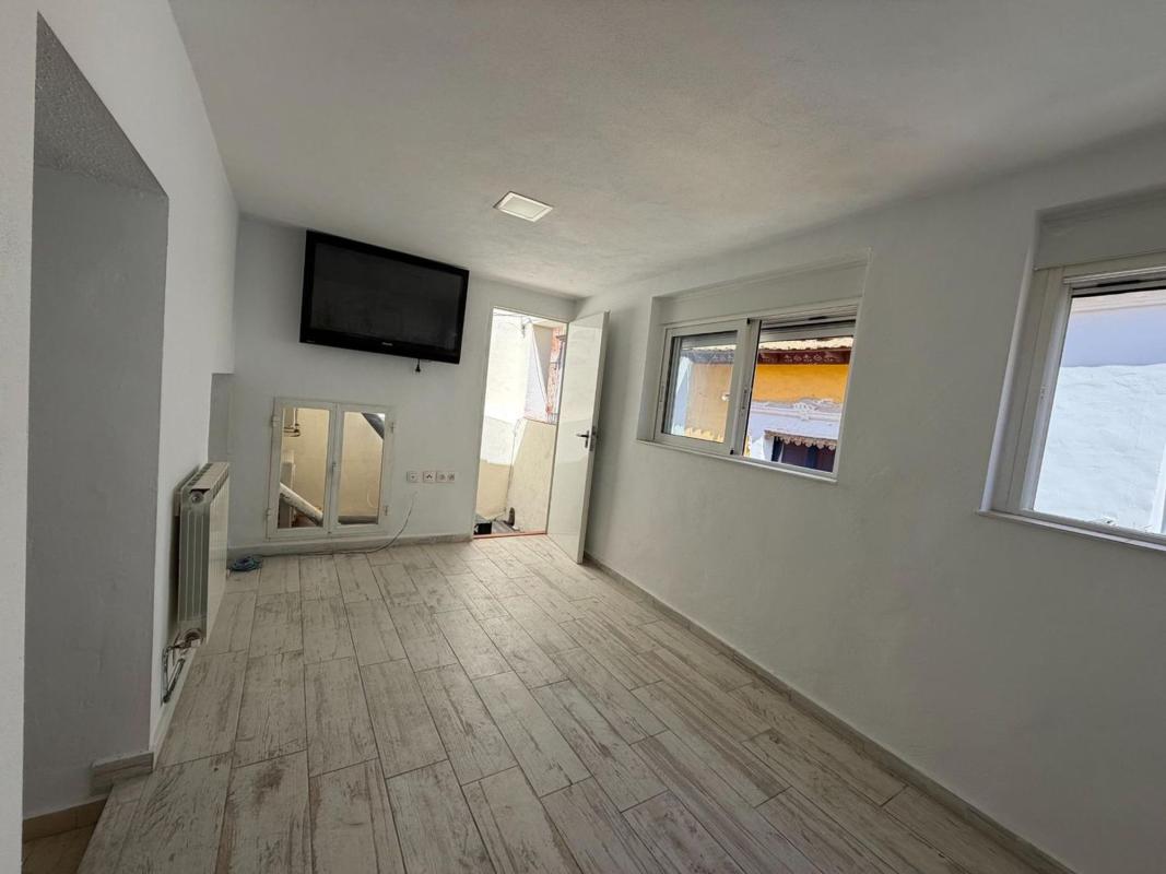 Edificio Residencial de 128m2 en venta en Alicante / Alacant photo 3