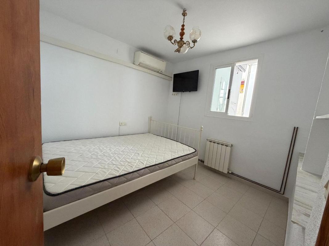 Edificio Residencial de 128m2 en venta en Alicante / Alacant photo 4