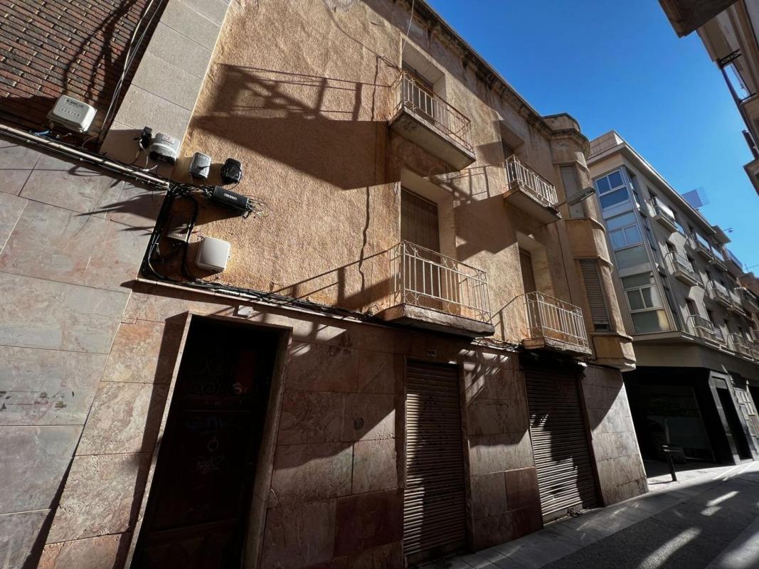Edificio Residencial de 308m2 en venta en Elche / Elx photo 5