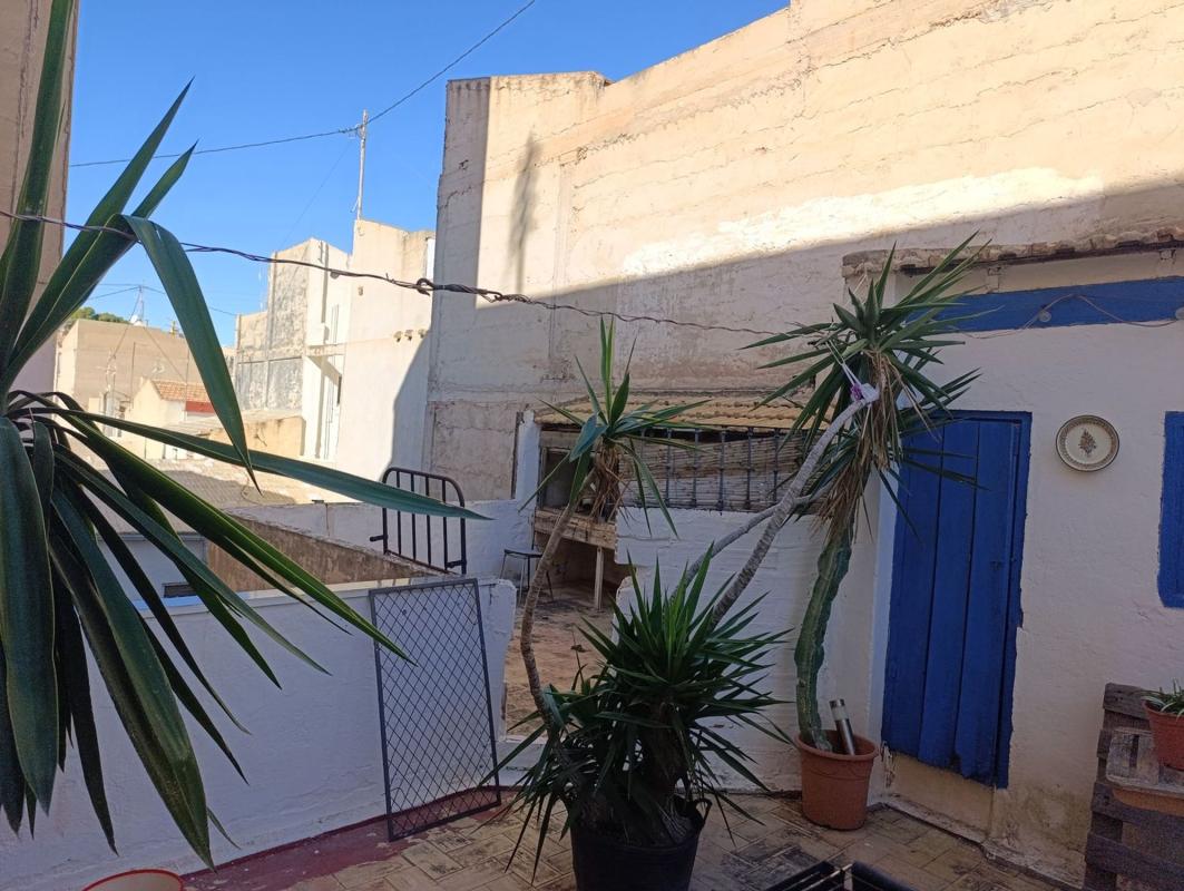 Budynek Mieszkalny o powierzchni 421m2 na sprzedaż w Alicante / Alacant photo 2