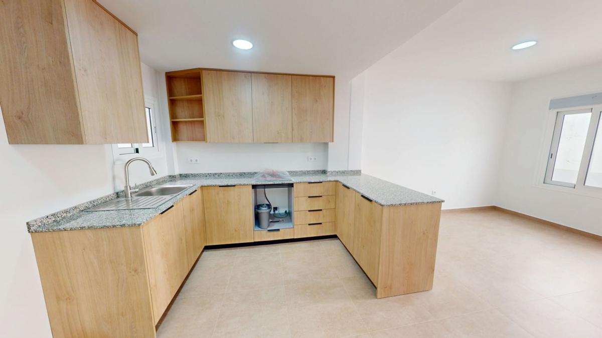 Edificio Residencial de 350m2 en venta en Elche / Elx photo 3